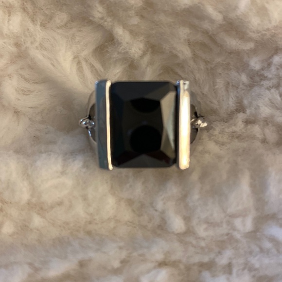 LIA SOPHIA RING - Picture 2 of 6